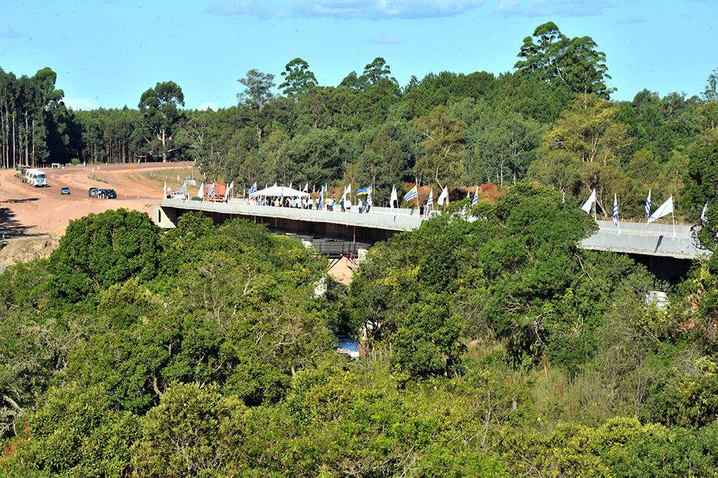 Se_inauguró_el_Puente_Centenario_y_sus_accesos_por_ruta_5_2.jpg