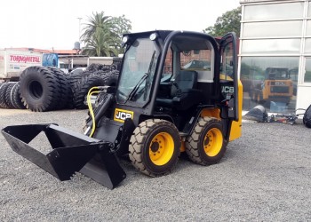 Minicargador JCB modelo 190 eco