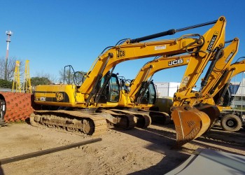 Excavadora JCB modelo JS200