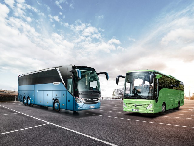 Los mejores autocares para la mejor liga: uno de cada dos clubes de fútbol de la Bundesliga ha elegido un autocar Daimler Buses