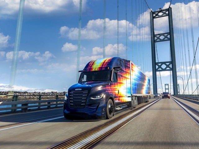 Daimler Truck lleva la eficiencia al siguiente nivel: el Freightliner SuperTruck II