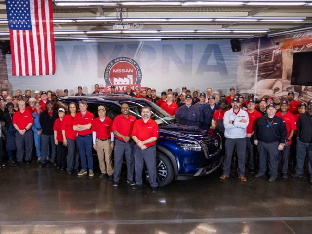 La planta de Nissan en Smyrna alcanza el hito de producción de vehículos número 15 millones