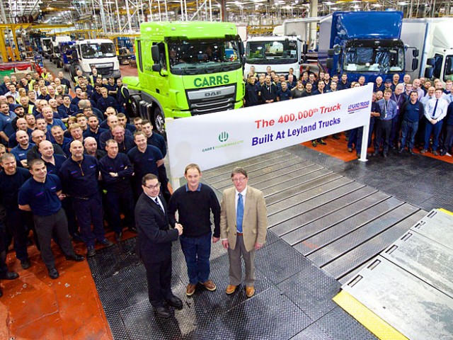 Leyland Trucks celebra la producción del camión 400.00