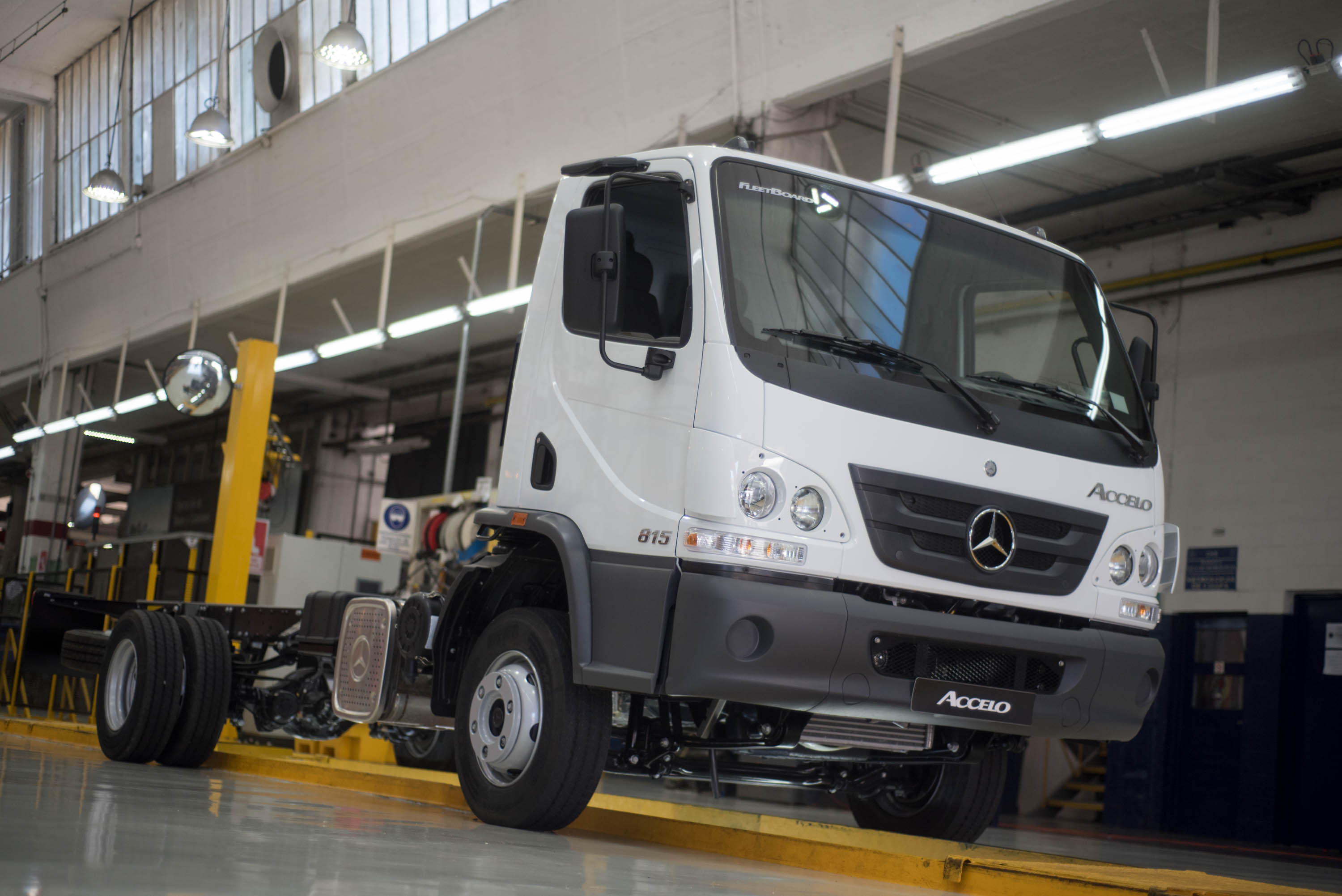 Mercedes-Benz Camiones suma dos nuevos modelos a su producción en la Argentina