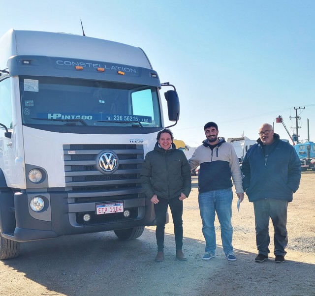 AUTOMOTORA H. PINTADO / VW. Alejo y Hugo Rodríguez