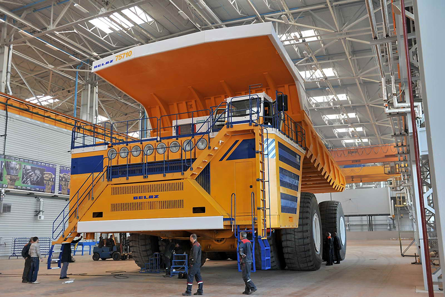 BelAZ 75710: El camión más grande del mundo