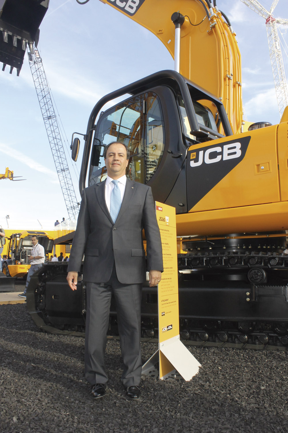 CONEXPO 2014: JCB, distribuidor en Uruguay es considerado entre los mejores del mundo