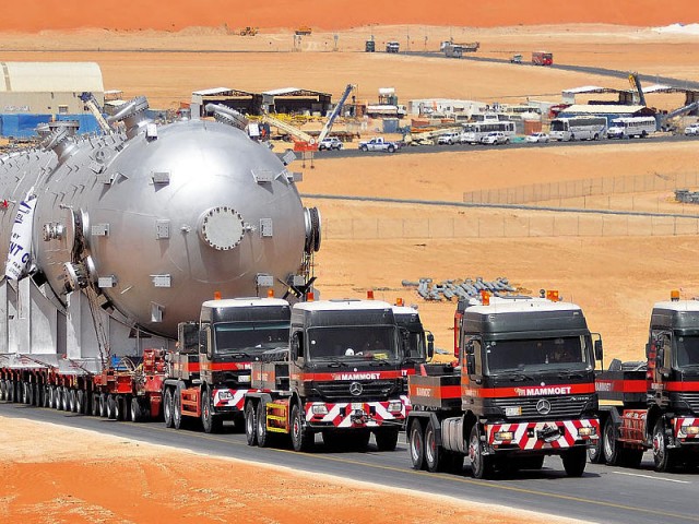 Caravana de carga pesada en Arabia Saudí: Actros SLT