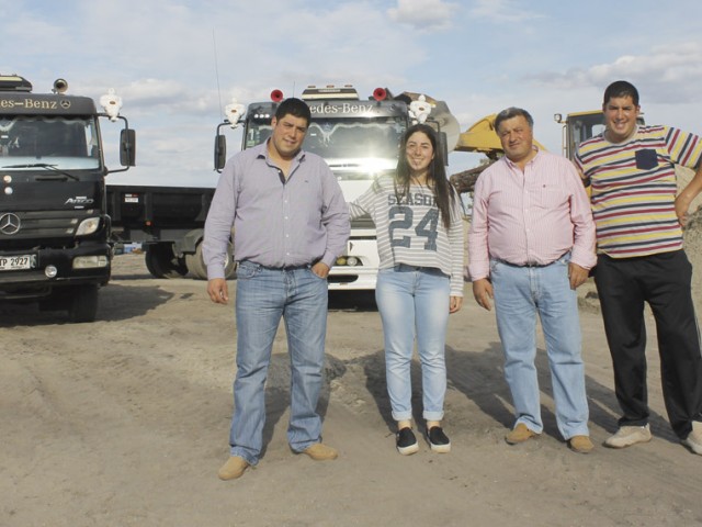 Transporte Los Mellizos: En las barracas y obras