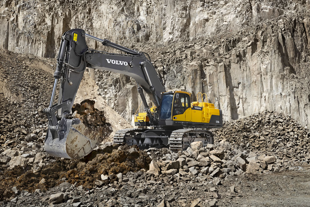 Volvo CE lanza en América Latina la EC750DL, su excavadora de mayor capacidad