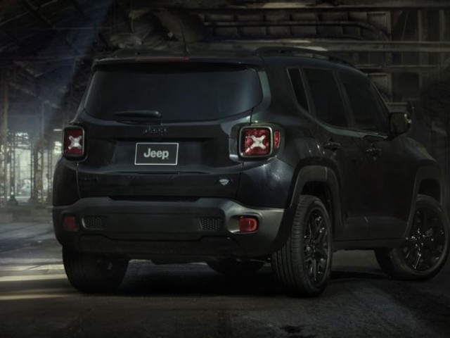 Edicion_especial_Jeep_Renegade_Dawn_of_Justice_6