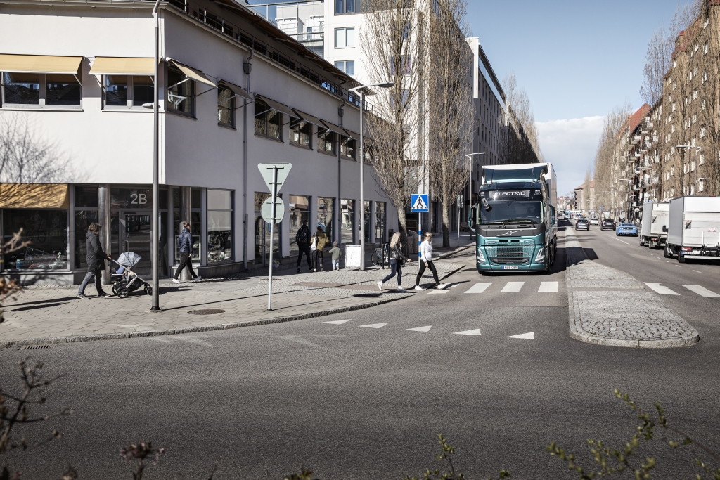 Volvo Trucks incorpora avisos sonoros exclusivos a sus camiones eléctricos