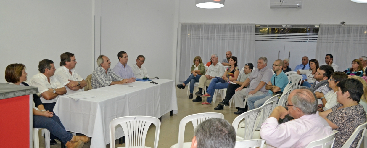 Felipe Martín se reunió con vecinos de Libertad y resaltó el papel democratizador del transporte