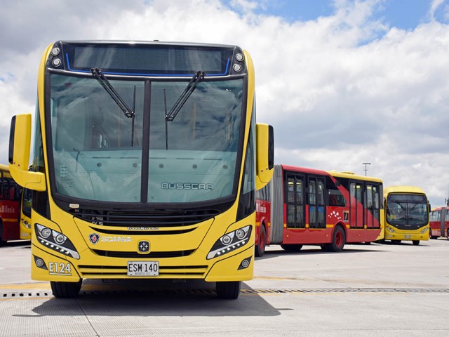 Scania proveerá más de 700 buses a gas al sistema de transporte urbano de Bogotá