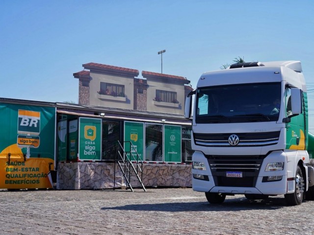 Volkswagen Caminhões e Ônibus transporta casas a camioneros en todo Brasil