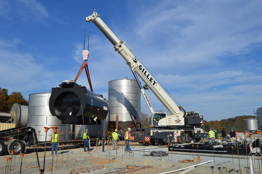 Grúa Terex® Explorer 5800 en la destilería de Jack Daniel’s