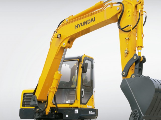 HYUNDAI_Excavadoras_Pequenas_R80CR-9_Equipos_para_la_construccion_4