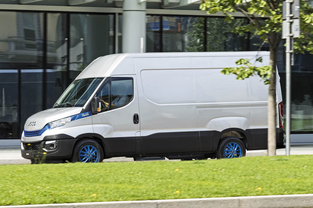 IVECO Daily Blue Power, una nueva gama sostenible para entregas sin límites en zonas urbanas