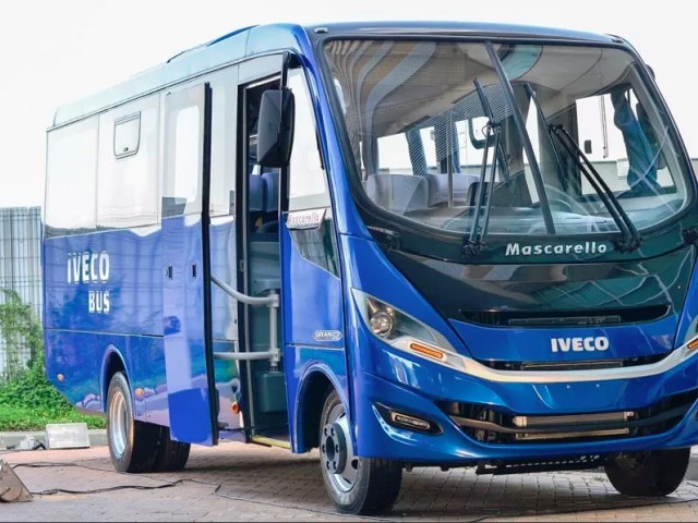 Iveco_BUS