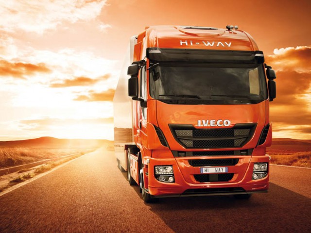 El Iveco Stralis Hi-Way, protagonista en la nueva película de Icía Bollaín, ‘El olivo’