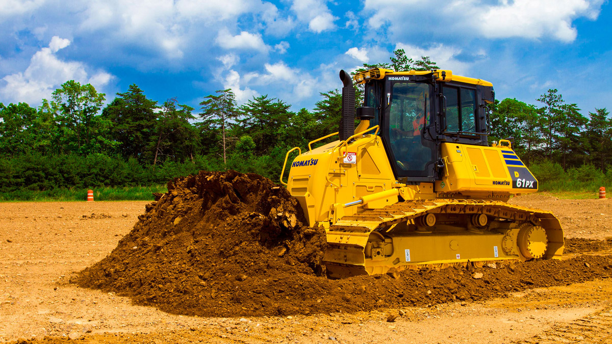 Komatsu Europe International lanza al mercado el nuevo dózer D61EX/PX-24