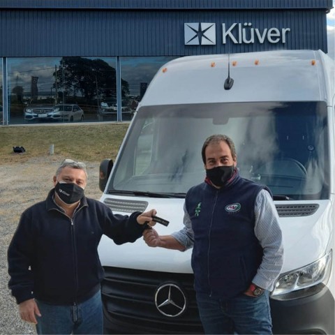 Kluver Concesionarios (Reset S.A.) - MERCEDES-BENZ / MBICHY S.A.