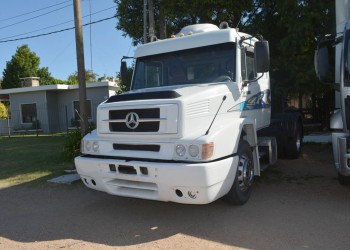 Mercedes-Benz 1632 Tractor 4x2. Doble Cabina. 