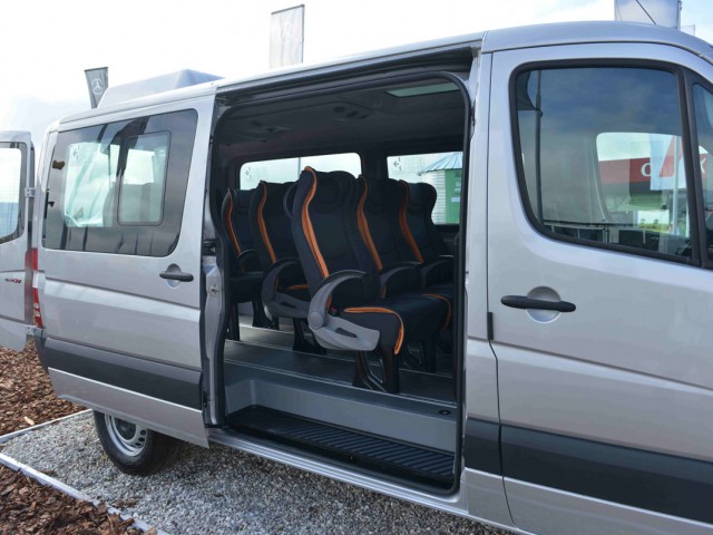 Mercedes-Benz_Sprinter_91_11