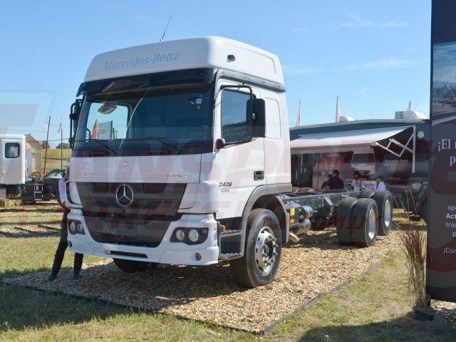 MercedesBenzExpoActiva2