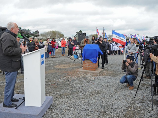 Rossi anunció presentación de proyecto Ferrocarril Central entre Paso de los Toros y Montevideo