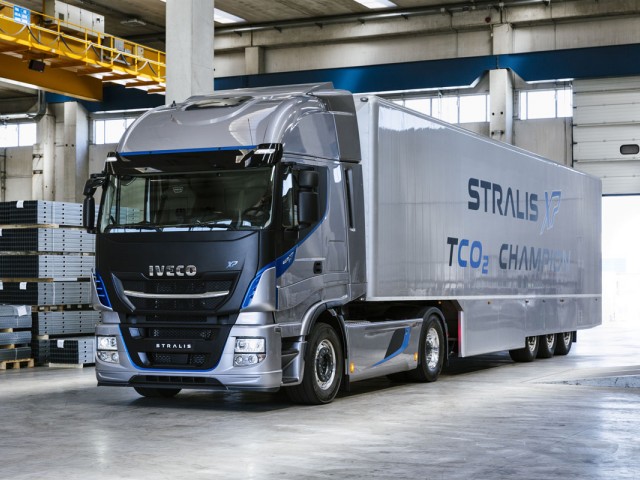 Iveco presenta el Nuevo Stralis XP: el Campeón de TCO2 en largos recorridos