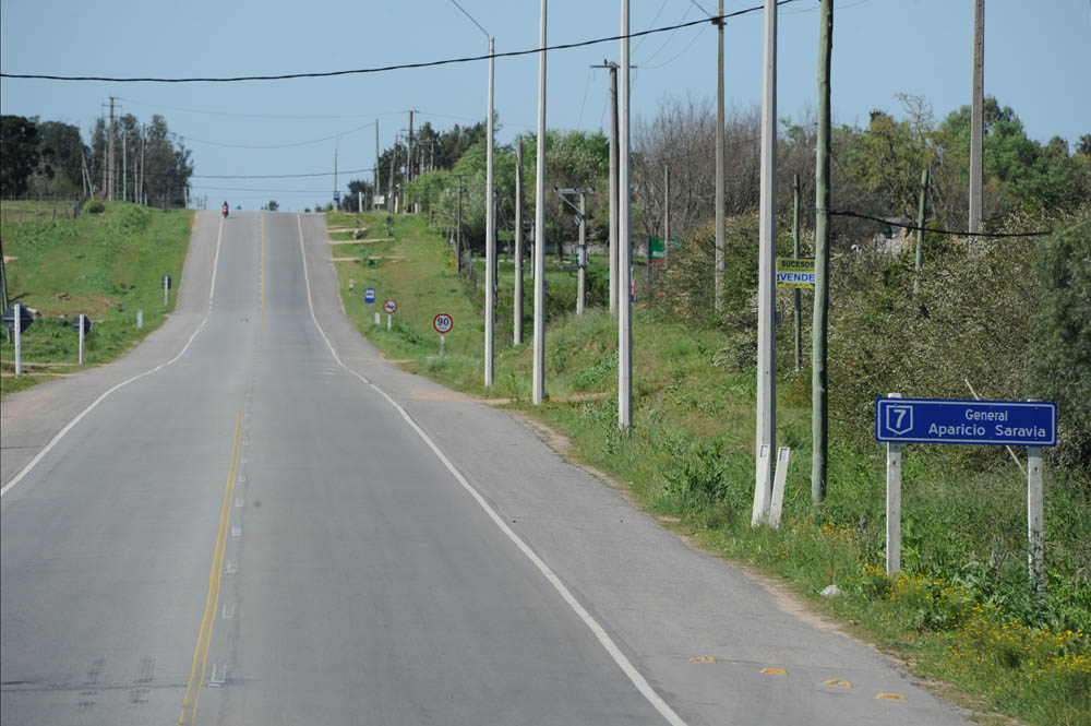 Rossi recorrió obras en puentes de ruta 7 y anunció rehabilitación del pavimento, que comenzará en febrero de 2018