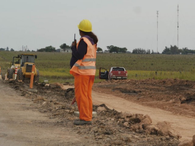 OPP destinará 150 millones de dólares para obras de caminería rural en todo el país