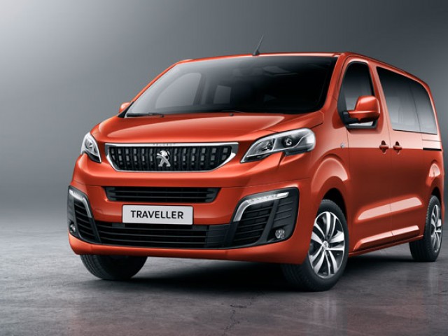 PEUGEOT Traveller: una invitación a viajar con un confort de gama alta