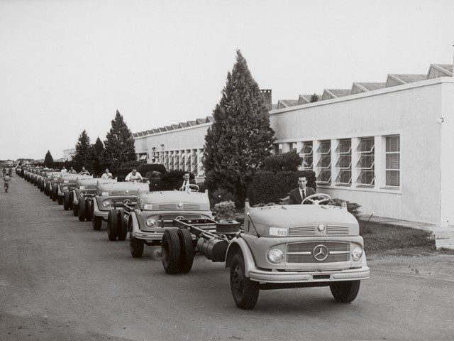 Mercedes-Benz, 65 años en Argentina, una gran historia, todo un camino por delante