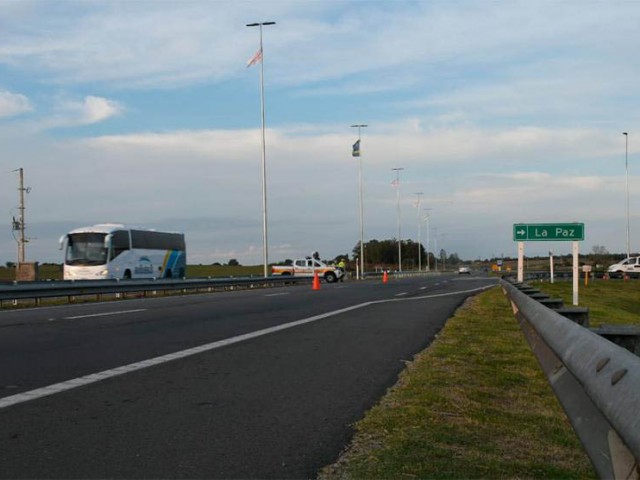 MTOP inauguró luminarias sobre ruta 1 en el departamento de Colonia