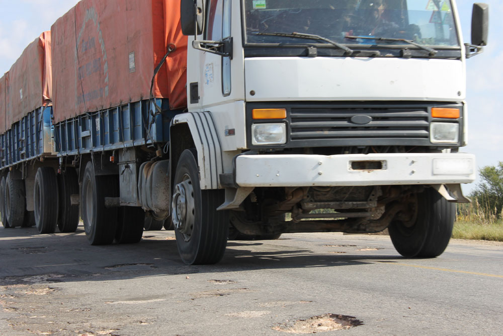 La cartera de Transporte se comprometió a solucionar estado de rutas en Colonia