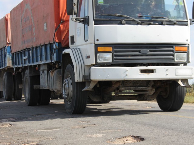 La cartera de Transporte se comprometió a solucionar estado de rutas en Colonia