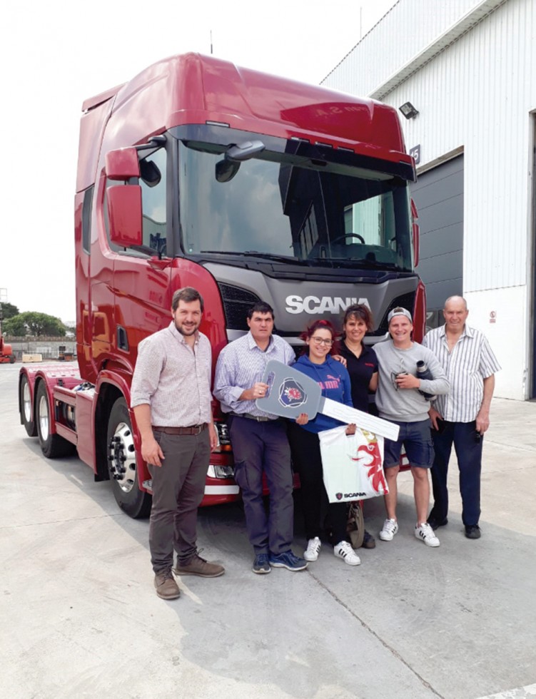 SCANIA_Familia_Salgado