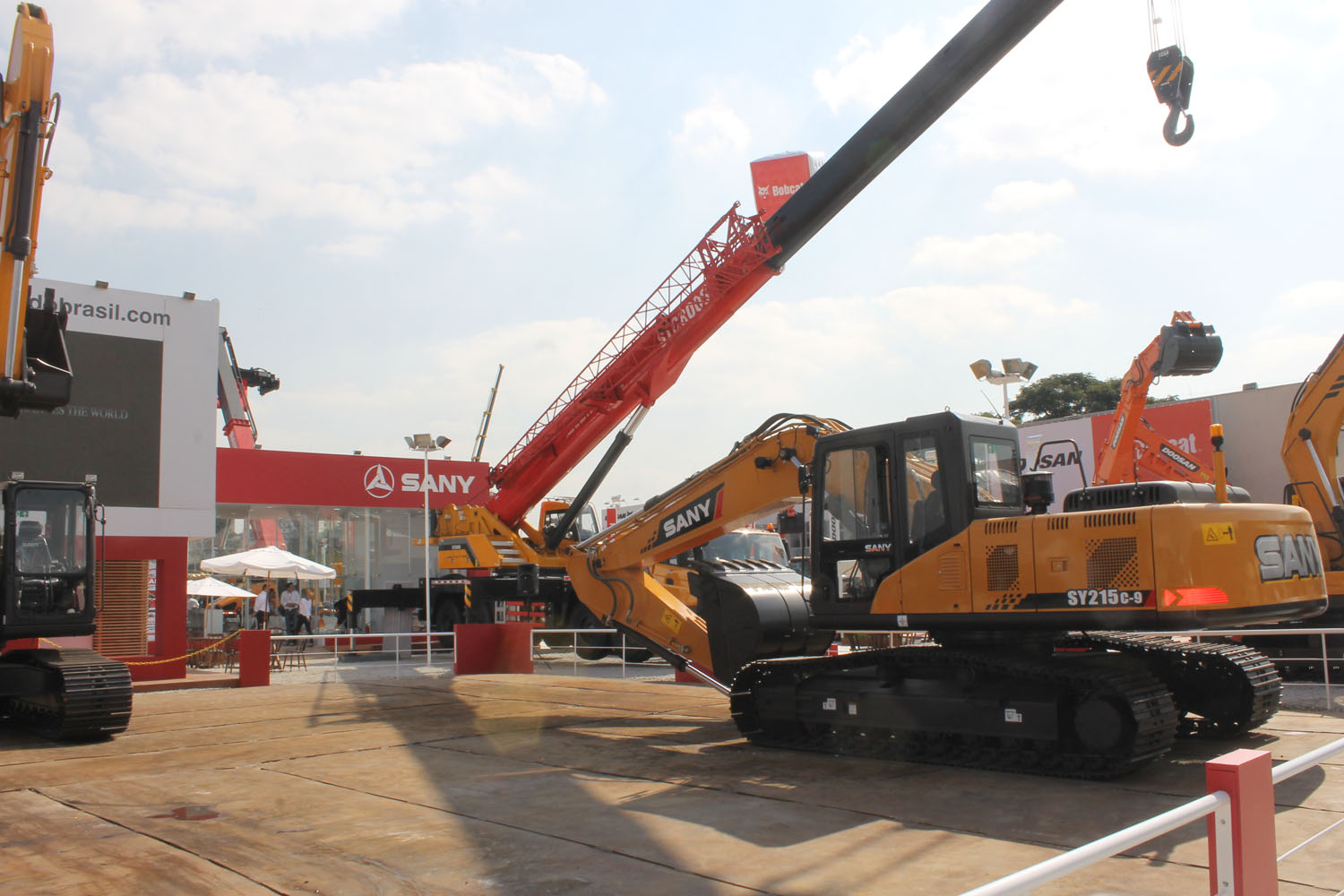 M&T EXPO 2015: Sany exhibió una grua con todos los ejes orientables