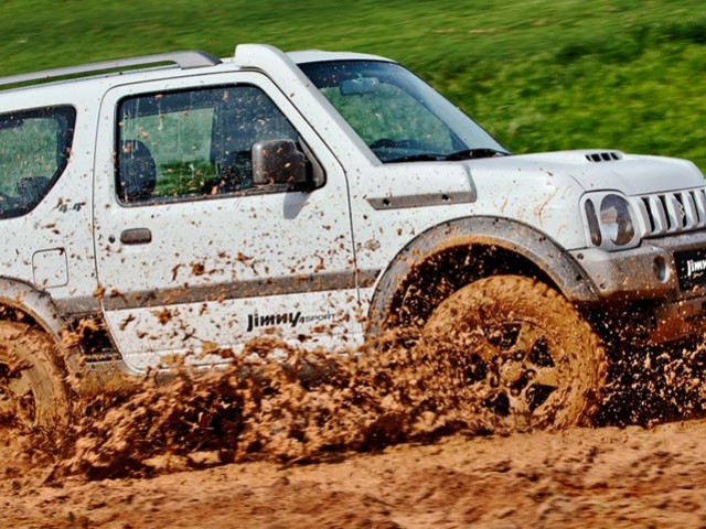 Suzuki-Jimny-4Sport-2015-5