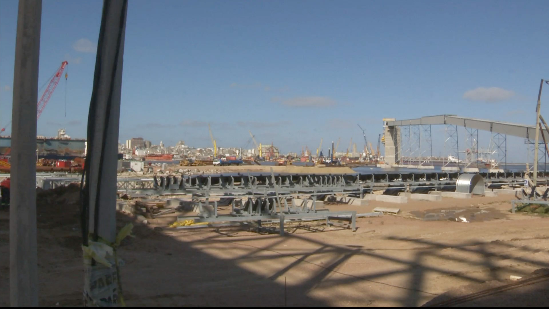 Terminal granelera de Montevideo a inaugurarse en diciembre insume 100 millones de dólares