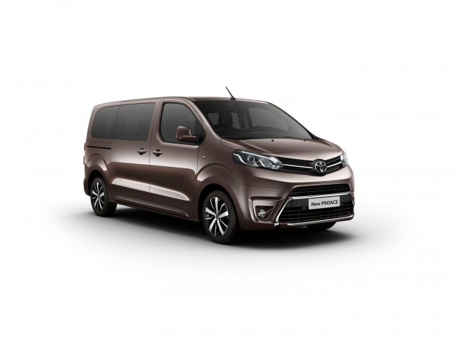 Toyota_Proace_1