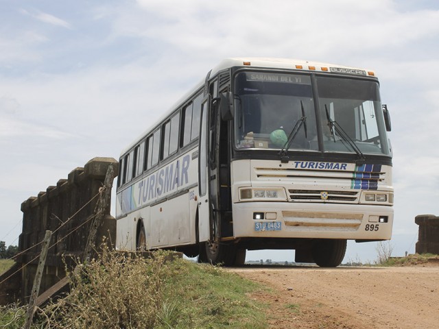 UN VIAJE DESCONOCIDO: En busca de ese puente tan largo que casi nadie vio, "Viaje al  kilómetro 329"