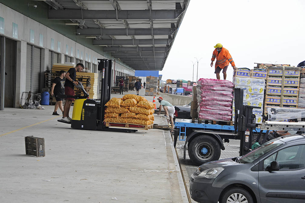 Se inauguró la Unidad Agroalimentaria Metropolitana