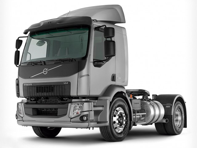 LLEGÓ EL NUEVO CAMIÓN VOLVO VM D8C: el mismo camión, ahora con motor Volvo