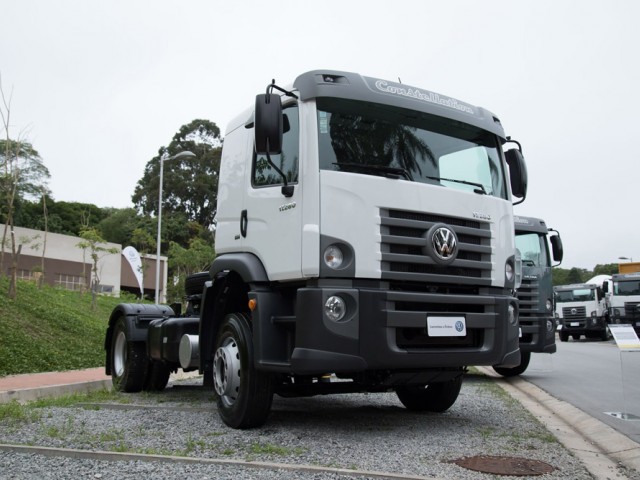 VW Constellation 17.280 Tractor potencia eficiencia con la versión 4x2 sin Urea