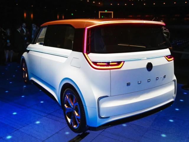 Volkswagen-BUDD-e-concept-1061-876x535