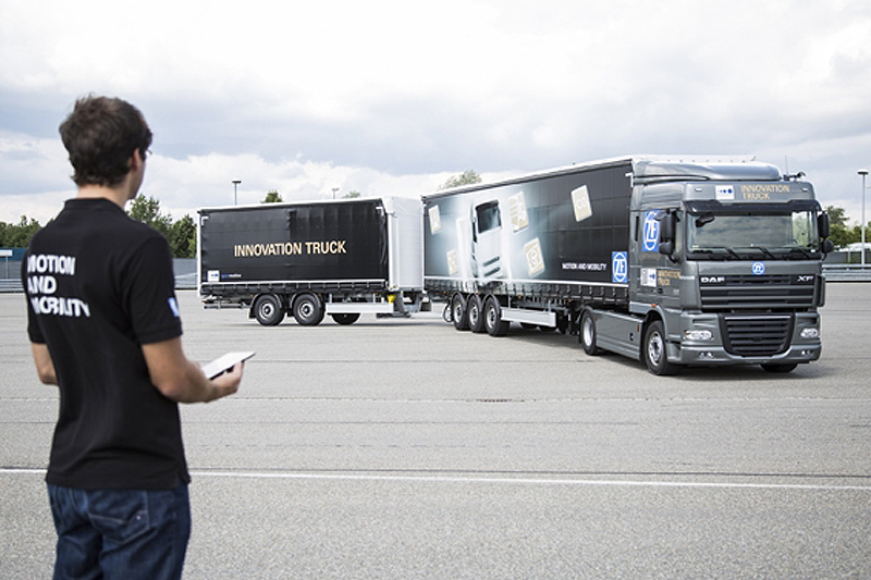 ZF Innovation Truck, manejo a distancia a través de una tablet