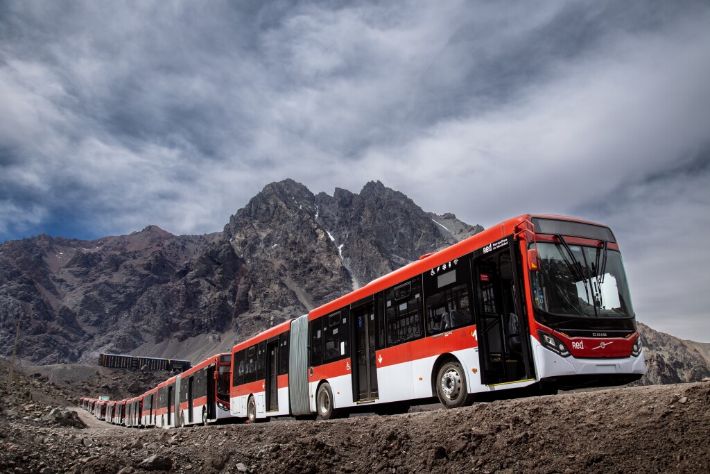 Santiago de Chile recibió buses Volvo para la renovación de su flota